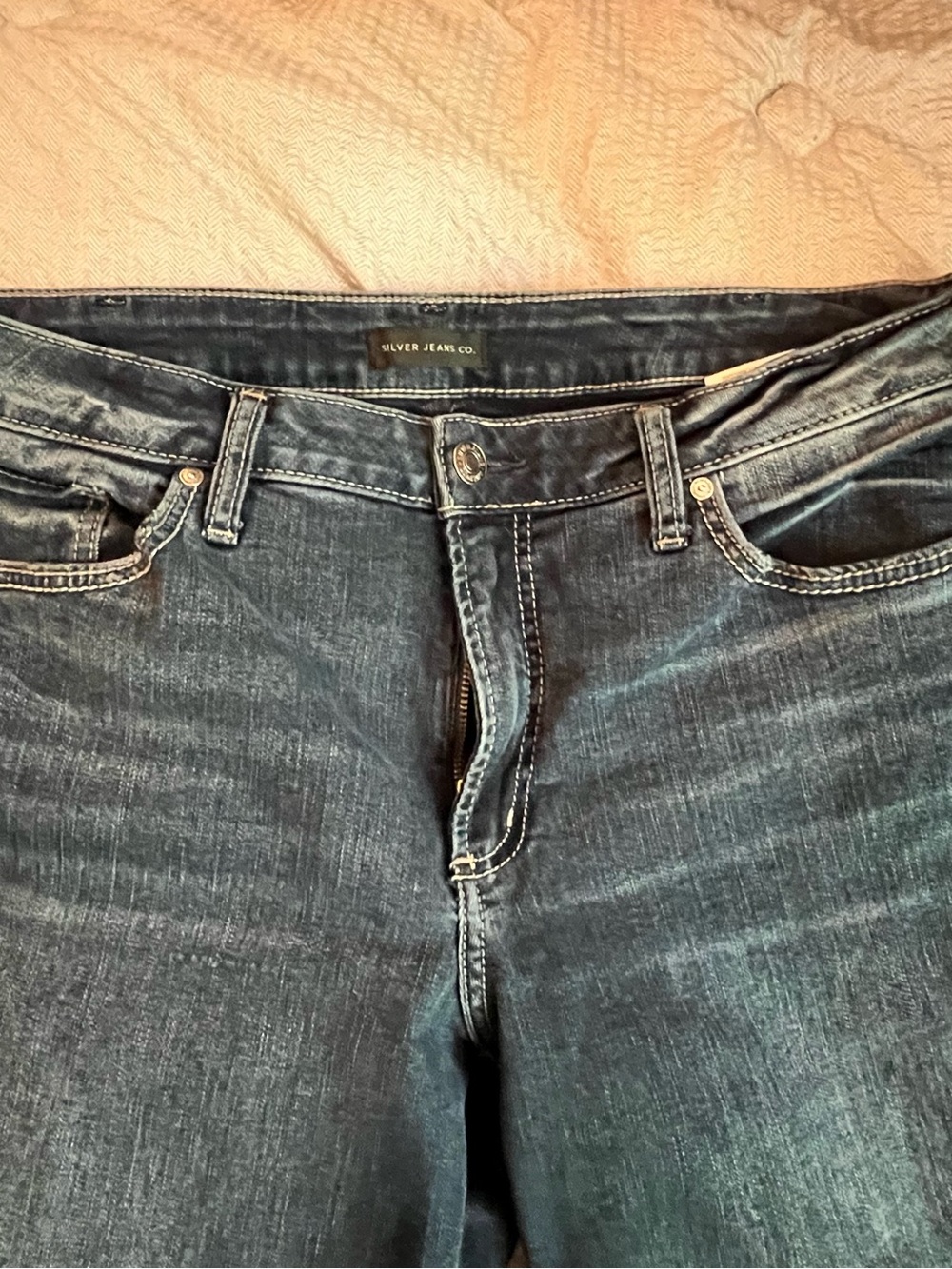 Silver Suki Jeans Size 18/L31 Straight Leg Women's Medium Wash Blue - Picture 12 of 16